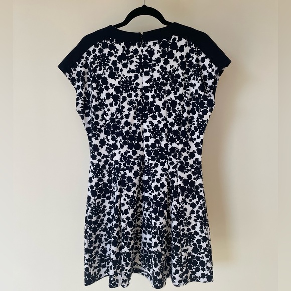 Michael Kors sz 12 mini floral mini dress - Picture 4 of 4